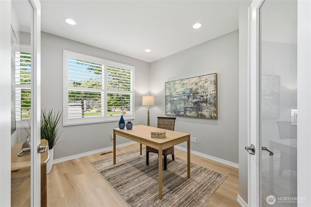 23753 NE Twinberry Way, Redmond, WA 98053