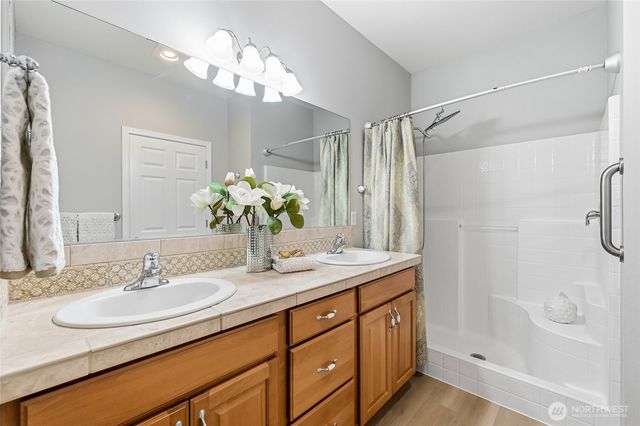 23753 NE Twinberry Way, Redmond, WA 98053