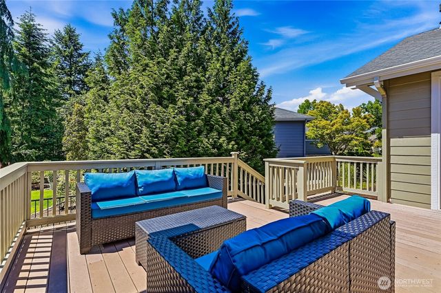 23753 NE Twinberry Way, Redmond, WA 98053