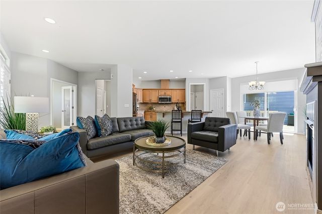 23753 NE Twinberry Way, Redmond, WA 98053