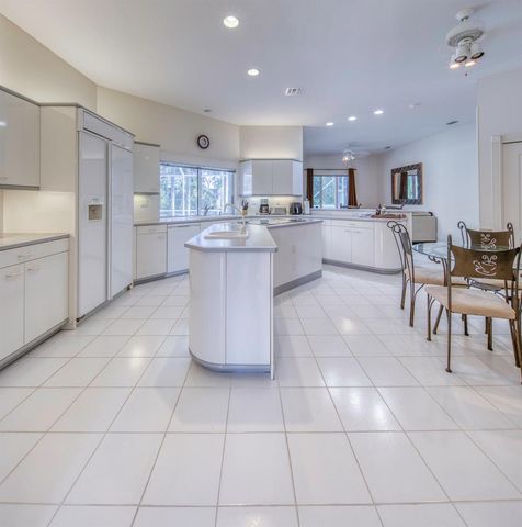 1870 Mediterranean Road W, Lake Clarke Shores, FL 33406