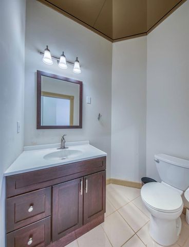 1870 Mediterranean Road W, Lake Clarke Shores, FL 33406
