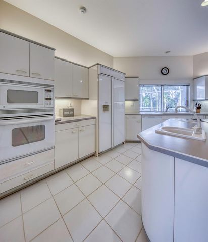 1870 Mediterranean Road W, Lake Clarke Shores, FL 33406