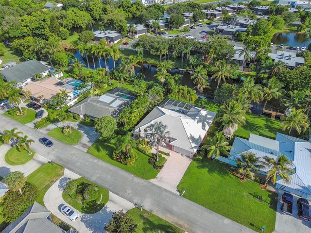 1870 Mediterranean Road W, Lake Clarke Shores, FL 33406