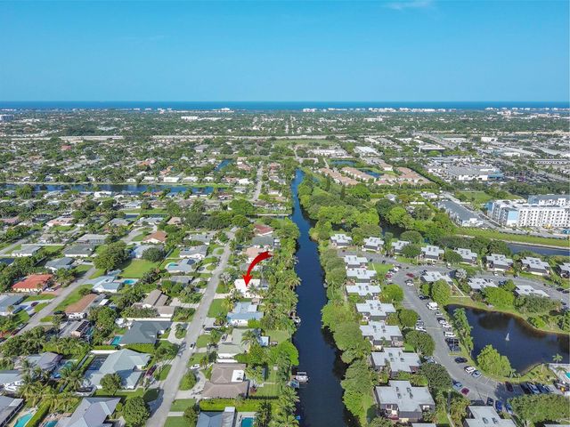 1870 Mediterranean Road W, Lake Clarke Shores, FL 33406