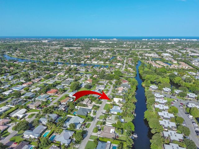 1870 Mediterranean Road W, Lake Clarke Shores, FL 33406