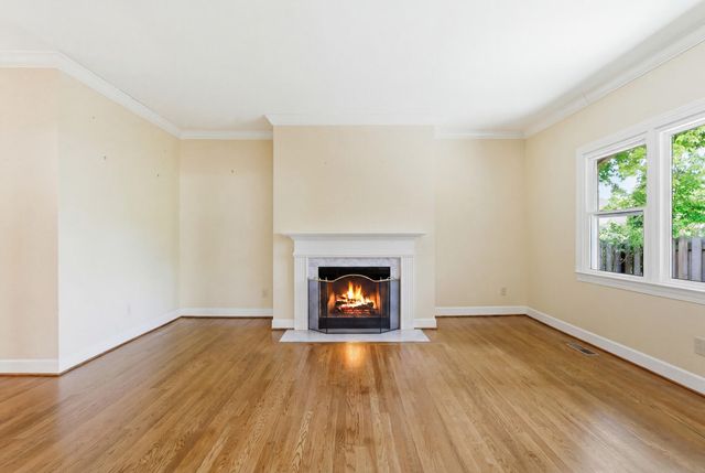 2917 Tabor Oaks Lane, Lexington, KY 40502