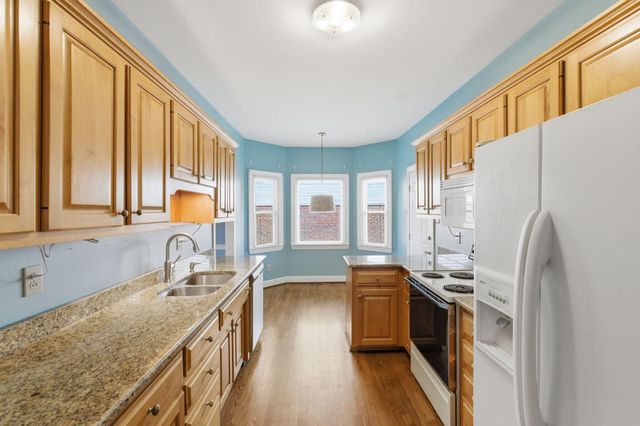 2917 Tabor Oaks Lane, Lexington, KY 40502