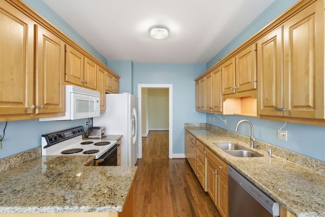 2917 Tabor Oaks Lane, Lexington, KY 40502