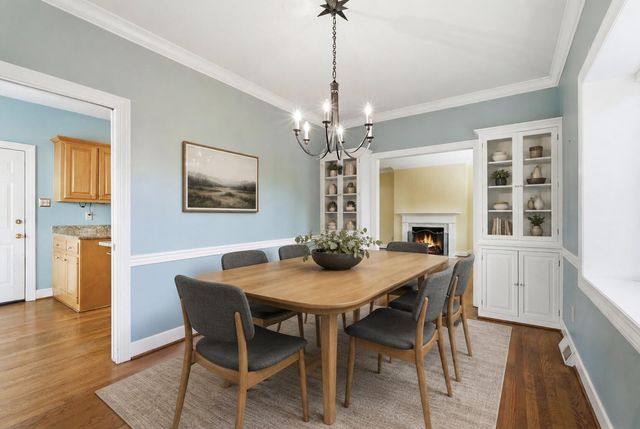 2917 Tabor Oaks Lane, Lexington, KY 40502