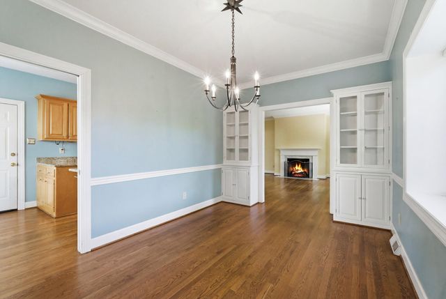 2917 Tabor Oaks Lane, Lexington, KY 40502