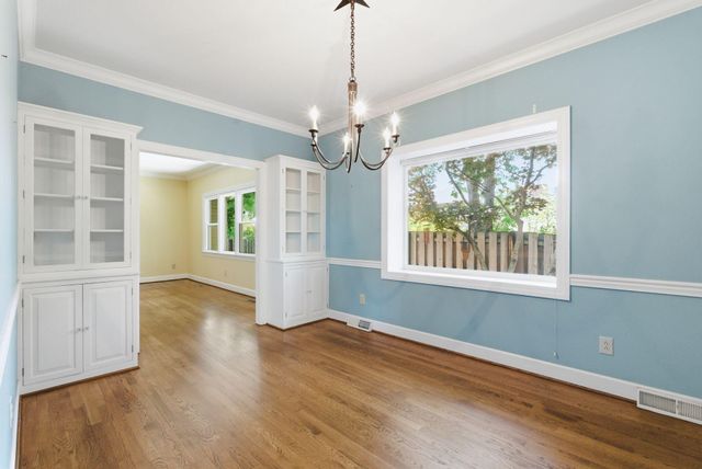 2917 Tabor Oaks Lane, Lexington, KY 40502