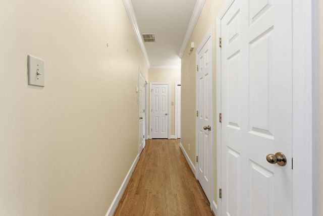 2917 Tabor Oaks Lane, Lexington, KY 40502