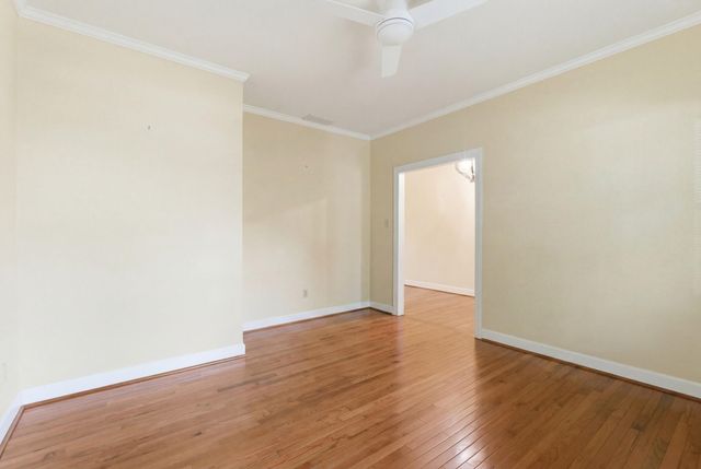 2917 Tabor Oaks Lane, Lexington, KY 40502