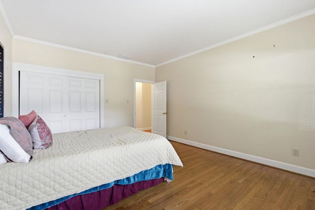 2917 Tabor Oaks Lane, Lexington, KY 40502