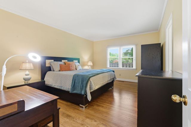 2917 Tabor Oaks Lane, Lexington, KY 40502