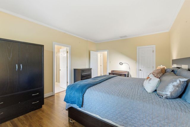 2917 Tabor Oaks Lane, Lexington, KY 40502