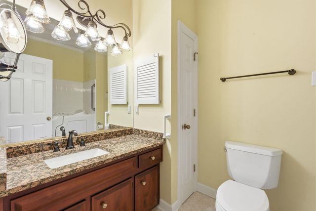 2917 Tabor Oaks Lane, Lexington, KY 40502
