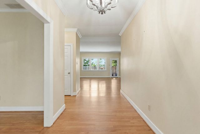 2917 Tabor Oaks Lane, Lexington, KY 40502