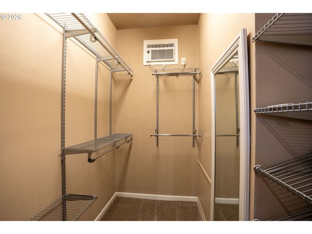 89827 FIR BUTTE Rd, Eugene, OR 97402