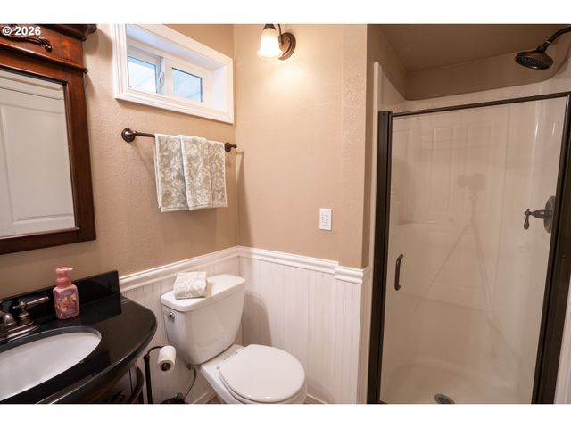 89827 FIR BUTTE Rd, Eugene, OR 97402