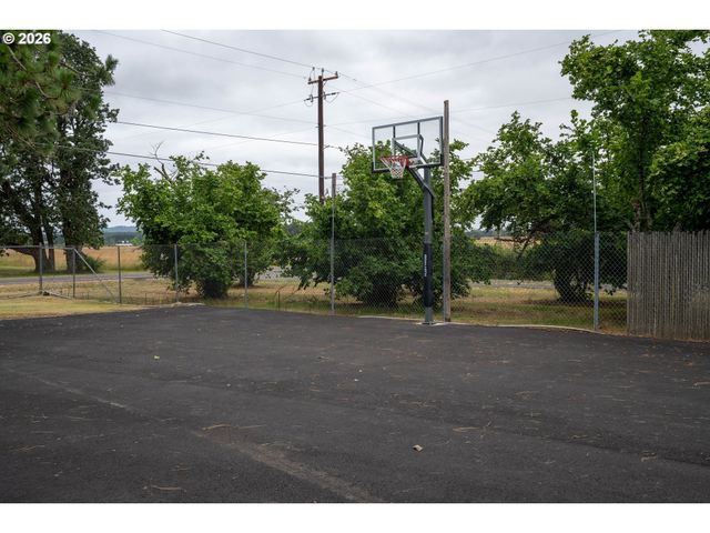 89827 FIR BUTTE Rd, Eugene, OR 97402