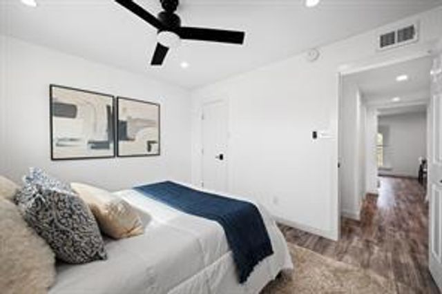 5911 Sheridan Ave LN C202, Austin, TX 78723