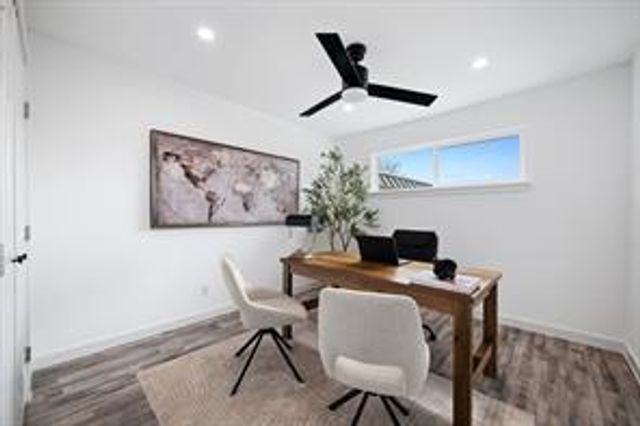 5911 Sheridan Ave LN C202, Austin, TX 78723