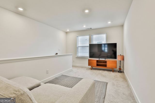 47 Airmont Drive, Sharpsburg, GA 30277