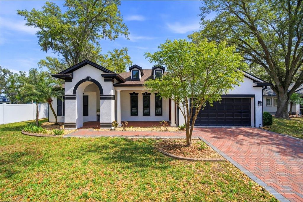 1605 HIDDEN MEADOW COURT, Valrico, FL 33594