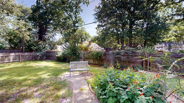 3308 Moss Glen, Tyler, TX 75707