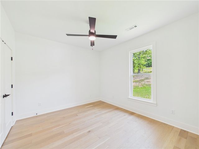 20 Singleton Drive, Bella Vista, AR 72715