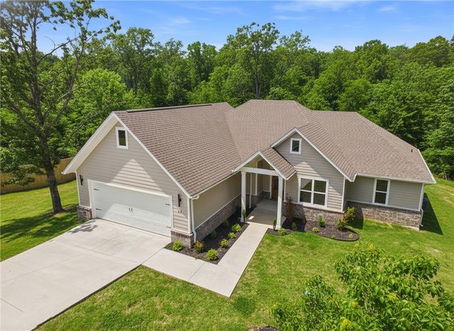 20 Singleton Drive, Bella Vista, AR 72715