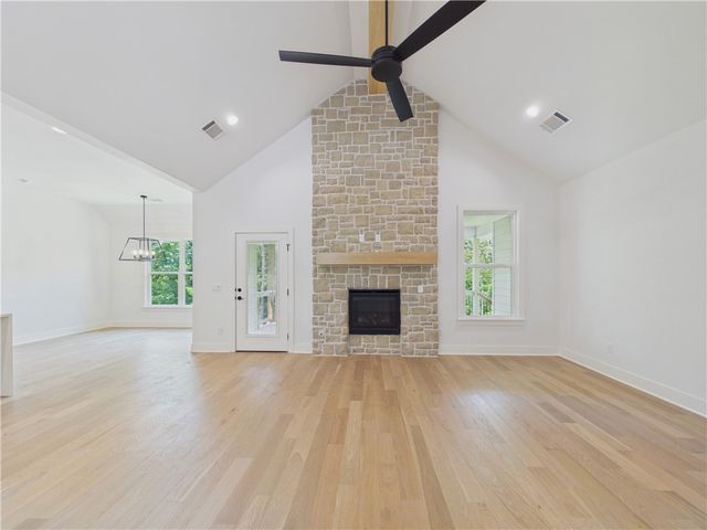 20 Singleton Drive, Bella Vista, AR 72715