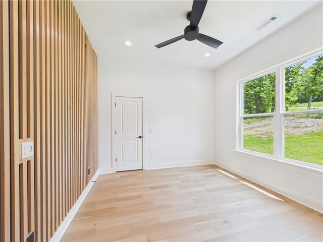 20 Singleton Drive, Bella Vista, AR 72715