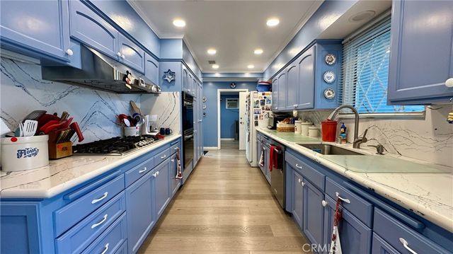 17745 Romar Street, Northridge, CA 91325