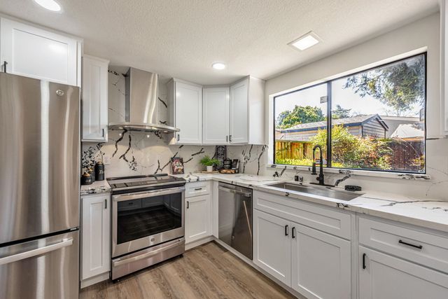 3810 Burton Cmn, Fremont, CA 94536