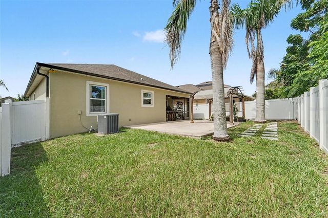 1281 WATER WILLOW DRIVE, Groveland, FL 34736