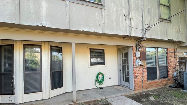 2217 Roman Court, Dalworthington Gardens, TX 76013