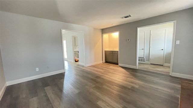 2217 Roman Court, Dalworthington Gardens, TX 76013