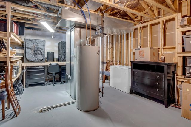 6220 N Edwards St, Wichita, KS 67204