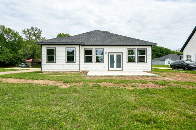 714 Autumn Lane, Livingston, TX 77351