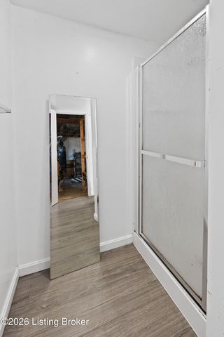 2403 Omaha Ln, Louisville, KY 40216