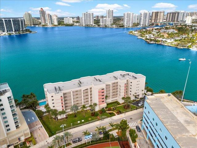 18260 N Bay Road 418, Sunny Isles Beach, FL 33160