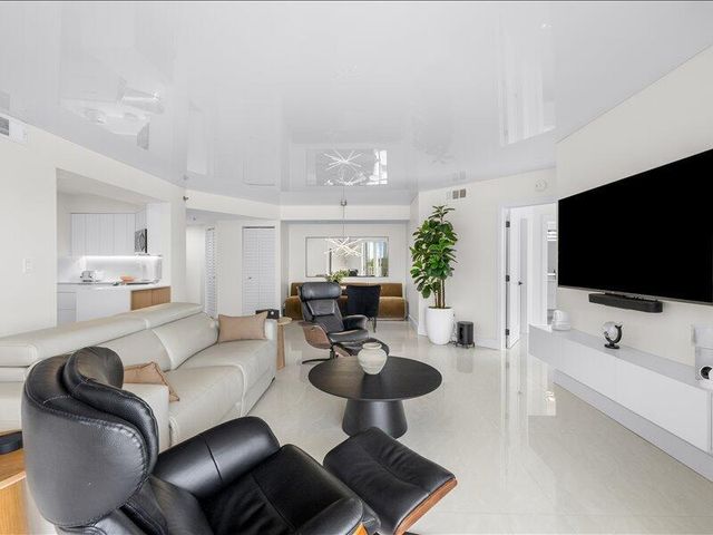 18260 N Bay Road 418, Sunny Isles Beach, FL 33160