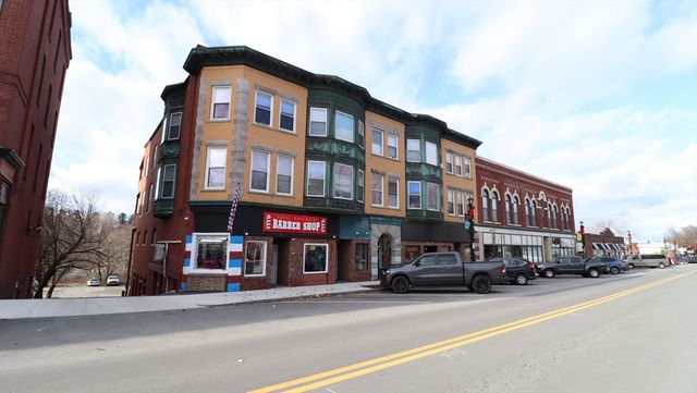 178 High Street 304, Clinton, MA 01510