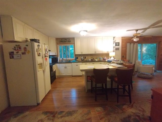 3847 Ponchartrain, Pinckney, MI 48169