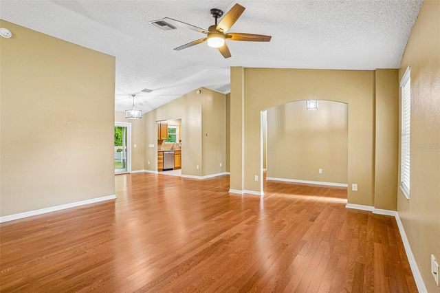 108 CHERRY BLOSSOM LANE, Lady Lake, FL 32159