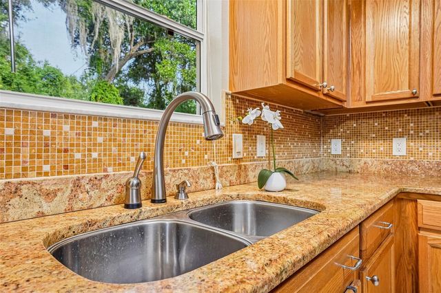 108 CHERRY BLOSSOM LANE, Lady Lake, FL 32159