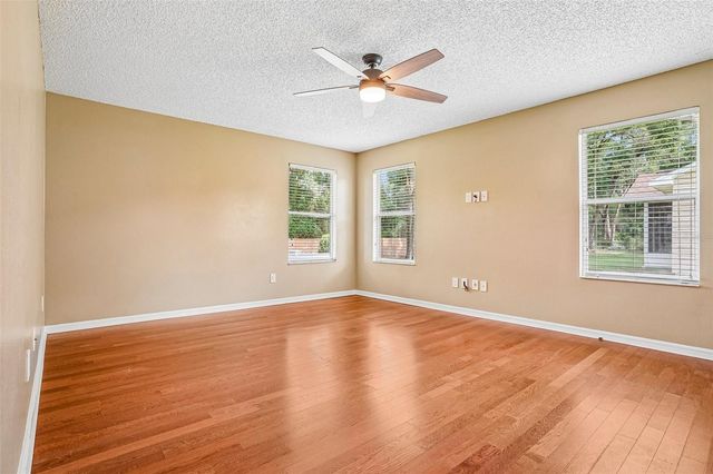 108 CHERRY BLOSSOM LANE, Lady Lake, FL 32159